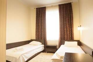 Отель Solar Кропивницкий Двухместный номер с 2 отдельными кроватями-9